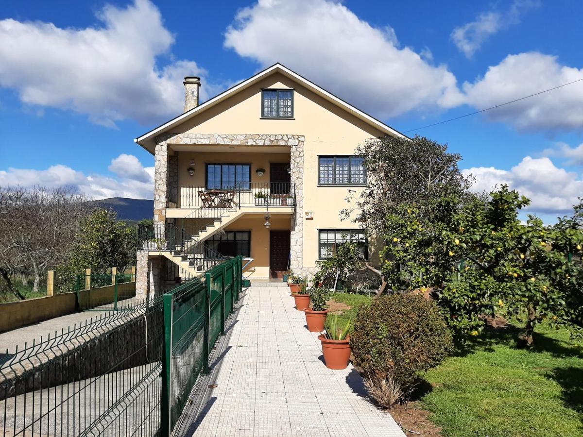 Apartamento As Carballas Caldas De Reis Exterior foto